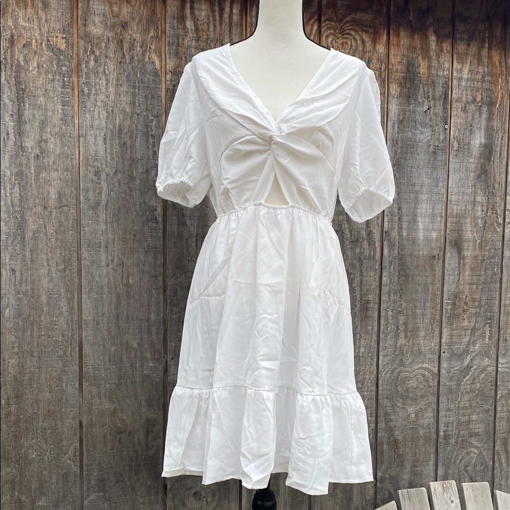 Cupshe White Knot Front Short Sleeve Tiered Mini Dress Size M